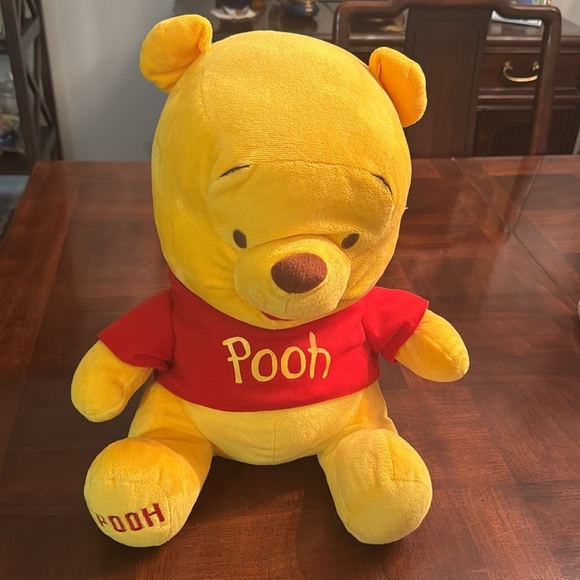 18" Winnie the Pooh Christmas Holiday Coat Cape Plush Toy - Picture 7 of 8